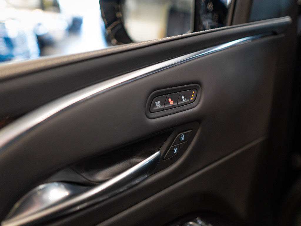 Cadillac Escalade SUV / Terénní 6,2 l 313 kw