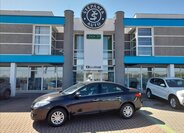 Renault Fluence Sedan / Limuzína 1,6 l 81 kw