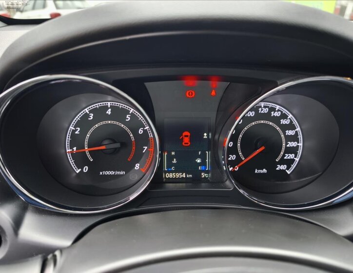 Mitsubishi ASX SUV / Terénní 1,6 l 86 kw