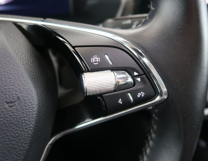 Škoda Octavia Sedan / Limuzína 2,0 l 85 kw