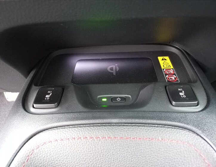 Toyota Corolla Kombi 2,0 l 98 kw