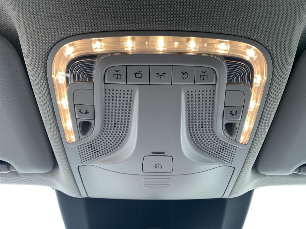 Mercedes-Benz Ostatní Ostatní 2,0 l 174 kw