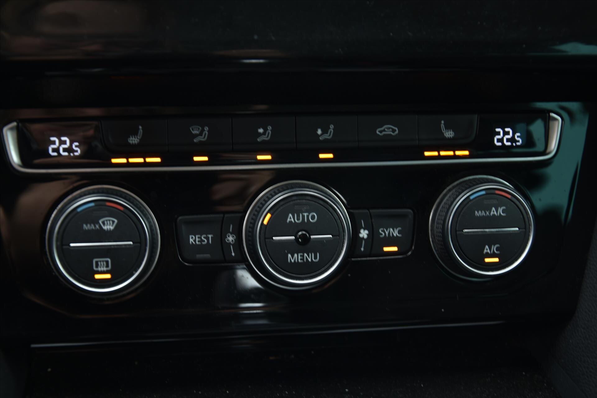 Volkswagen Passat Kombi 2,0 l 140 kw