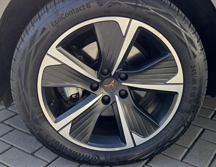 Cupra Formentor SUV / Terénní 1,5 l 110 kw