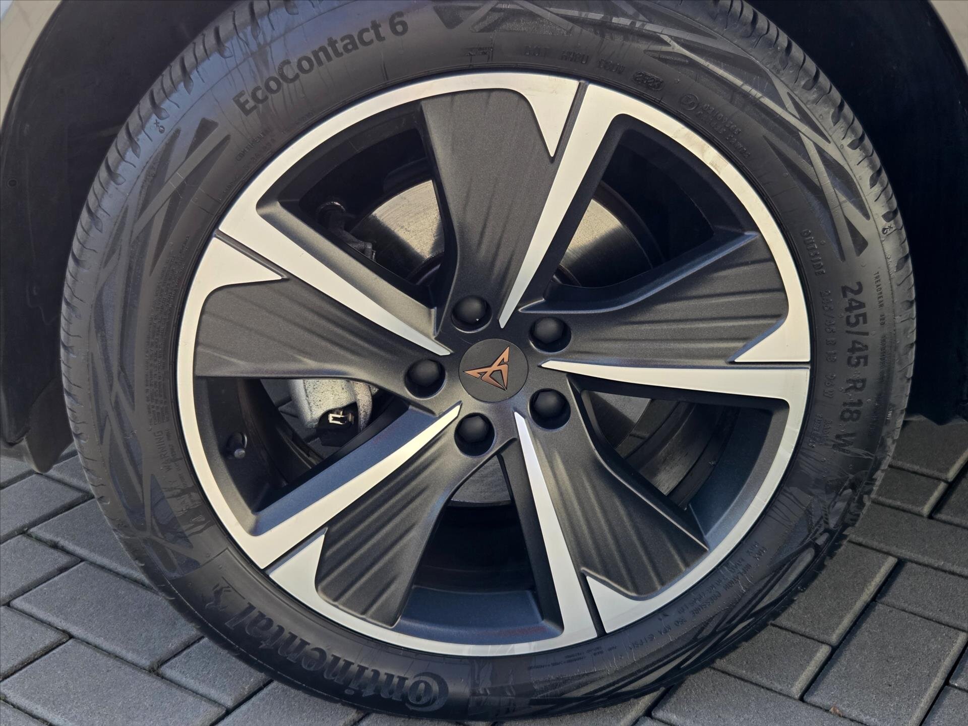 Cupra Formentor SUV / Terénní 1,5 l 110 kw