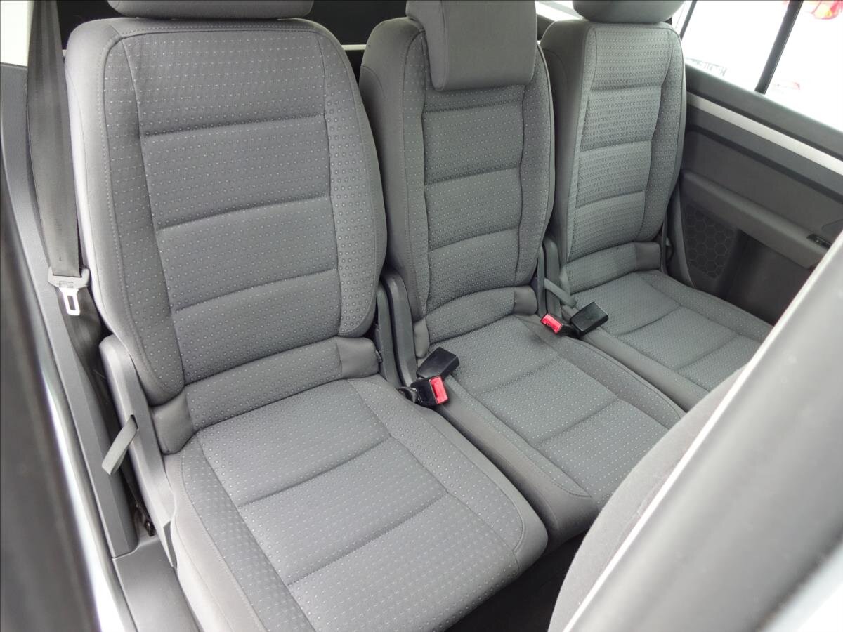 Volkswagen Touran Kombi 1,9 l 77 kw