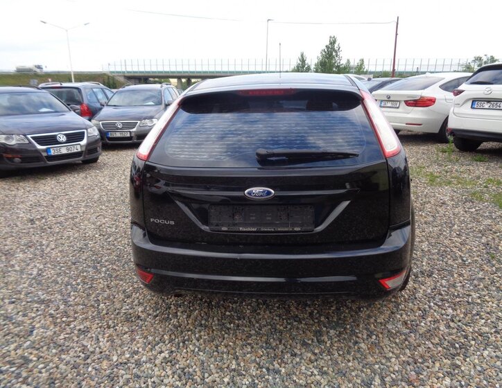 Ford Focus Hatchback 1,6 l 74 kw