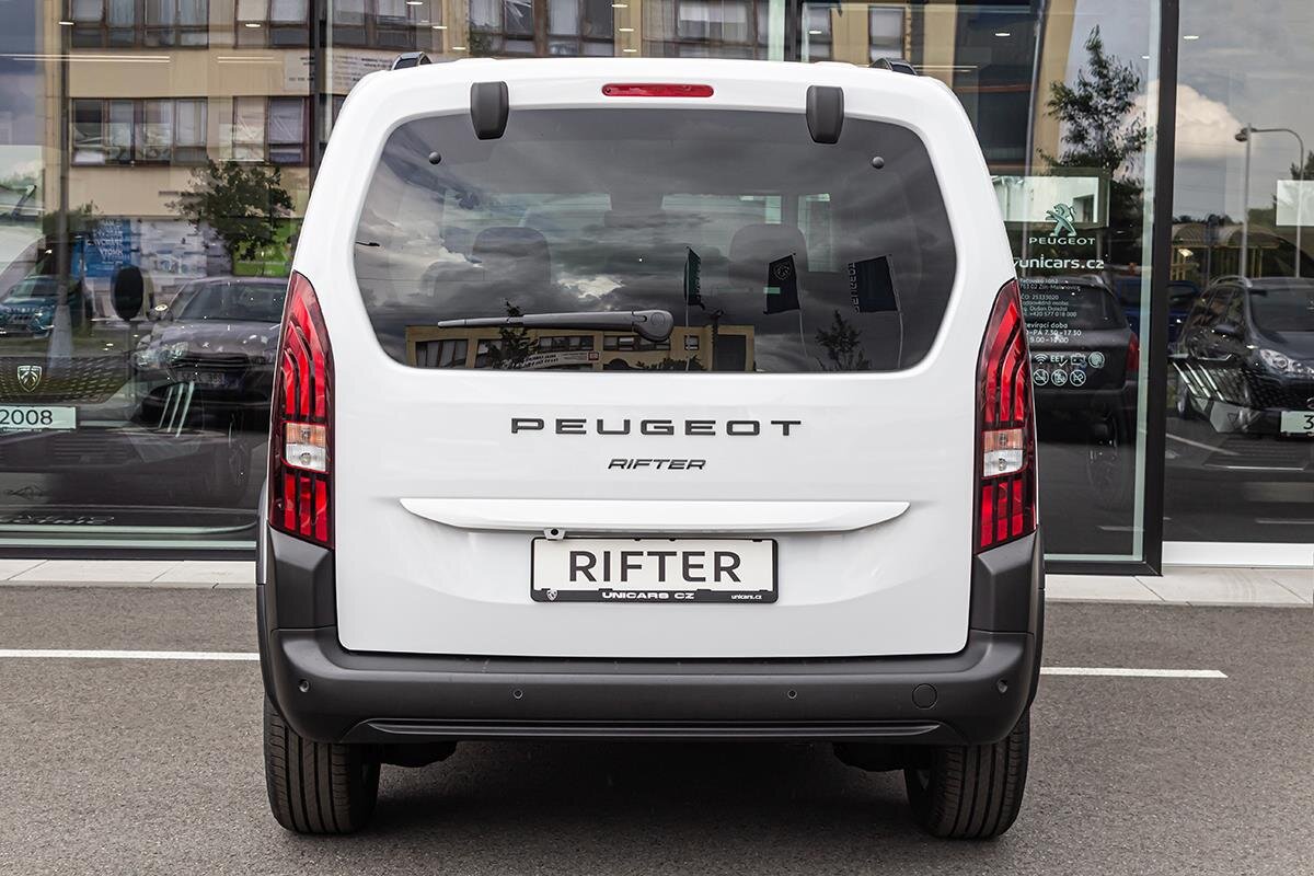 Peugeot Rifter MPV 1,5 l 96 kw
