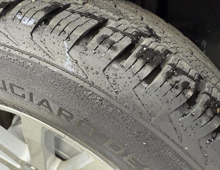 Suzuki Grand Vitara 24