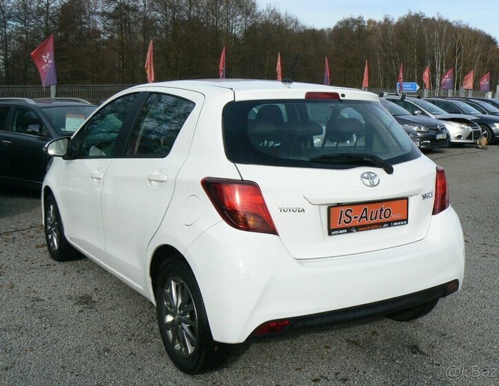 Toyota Yaris 4
