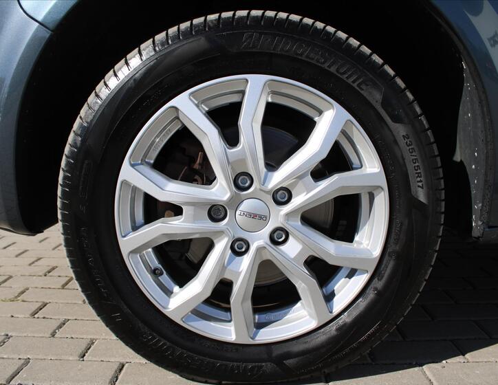 Volkswagen Multivan 10