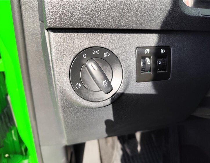 Volkswagen Caddy Ostatní 2,0 l 75 kw