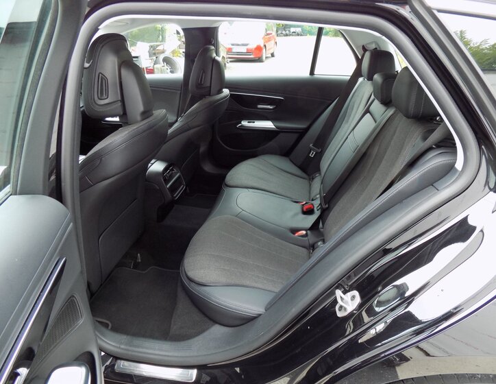 Mercedes-Benz Třídy E 10