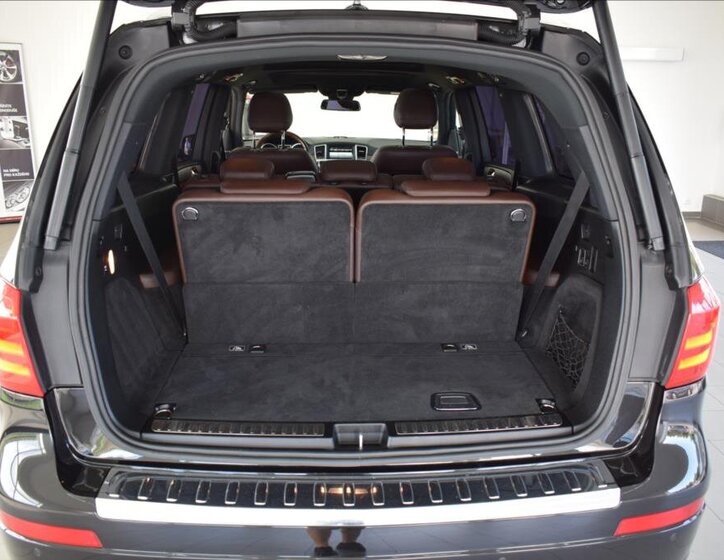 Mercedes-Benz GL SUV 3,0 l 190 kw