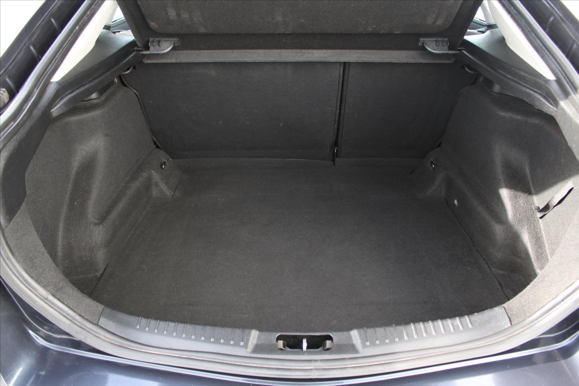 Ford Mondeo Liftback 2,0 l 103 kw