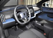 Volvo EX30 SUV / Terénní 0,0 315 kw