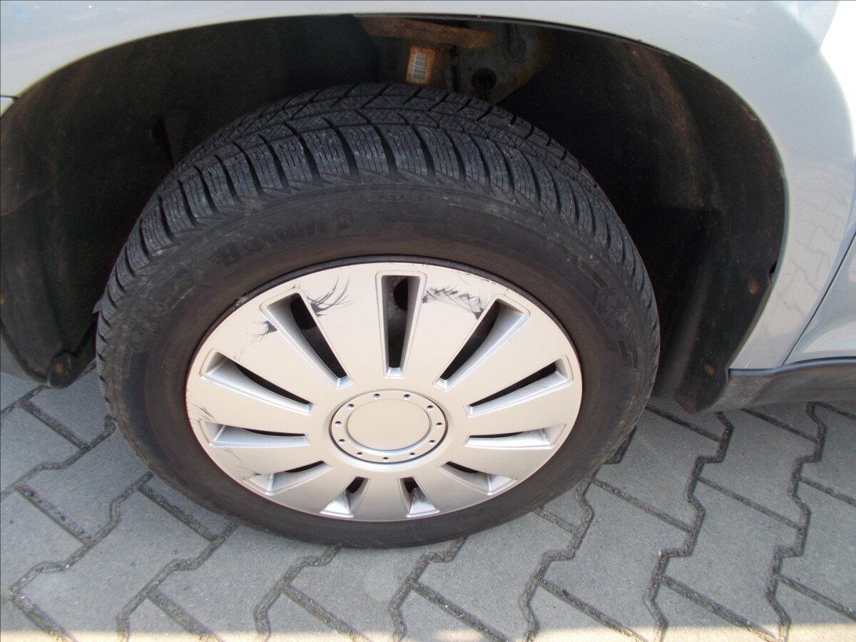 Škoda Yeti SUV / Terénní 1,2 l 77 kw