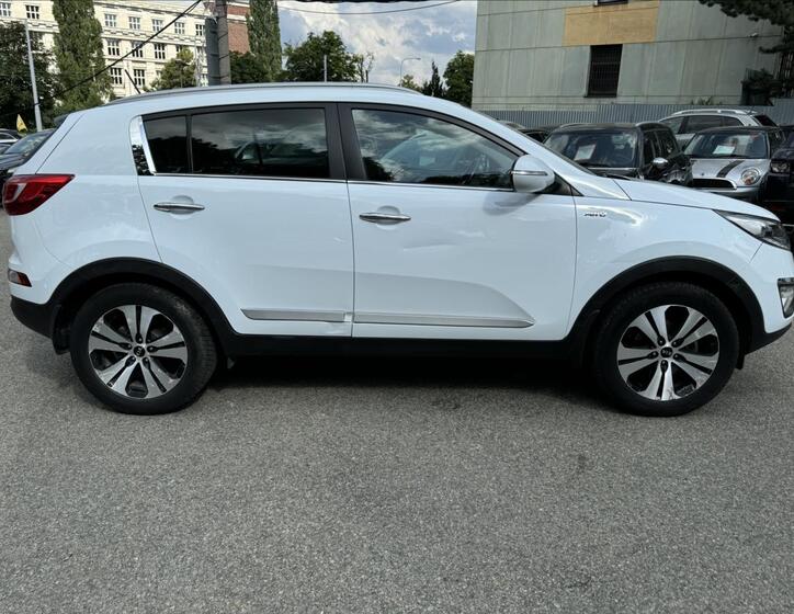 KIA Sportage 12