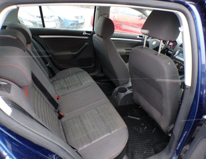 Volkswagen Golf Hatchback 1,4 l 59 kw