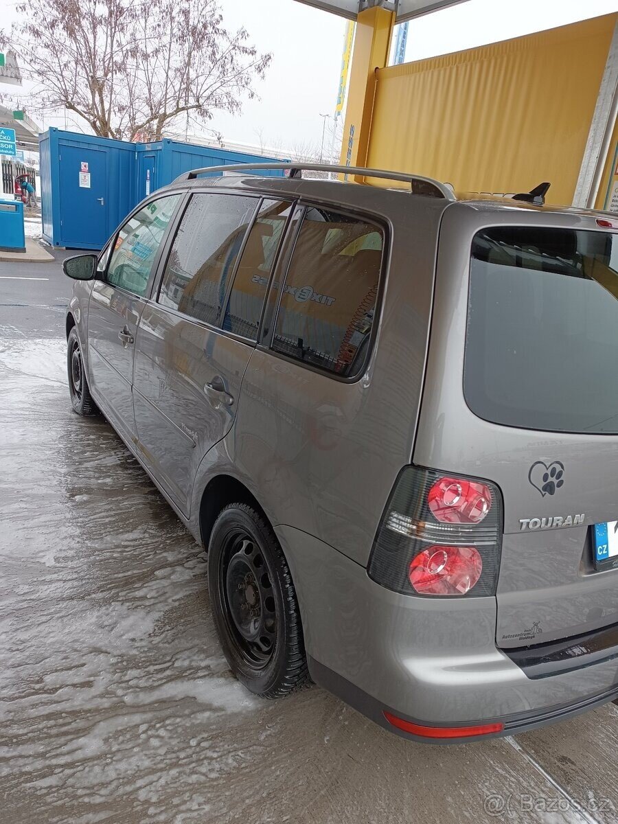 Volkswagen Touran MPV 0,0 103 kw