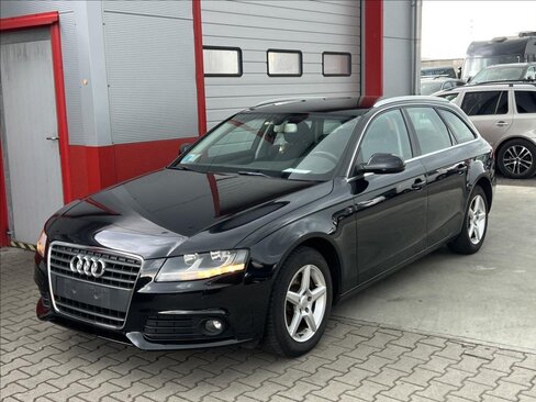 Audi A4 Kombi 2,0 l 143 kw