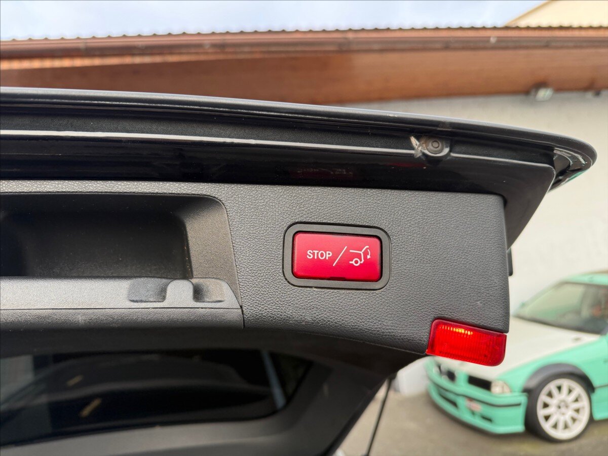 Mercedes-Benz Třídy E Kombi 2,1 l 100 kw