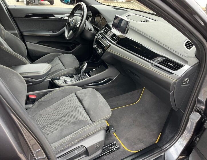 BMW X2 SUV 2,0 l 140 kw