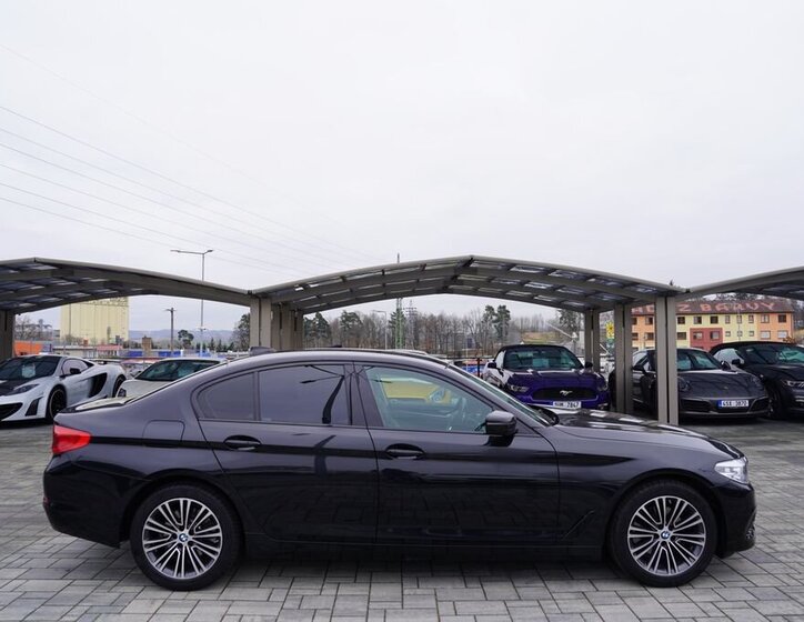 BMW Řada 5 Sedan 2,0 l 140 kw