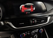 Alfa Romeo Stelvio 29