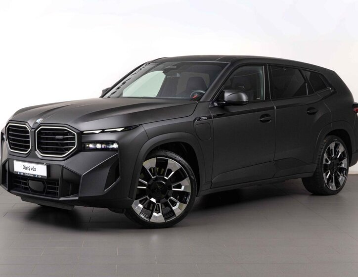BMW XM SUV / Terénní 3,0 l 350 kw