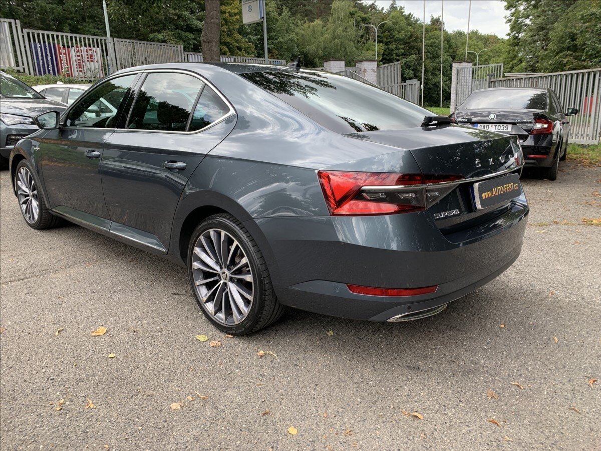 Škoda Superb