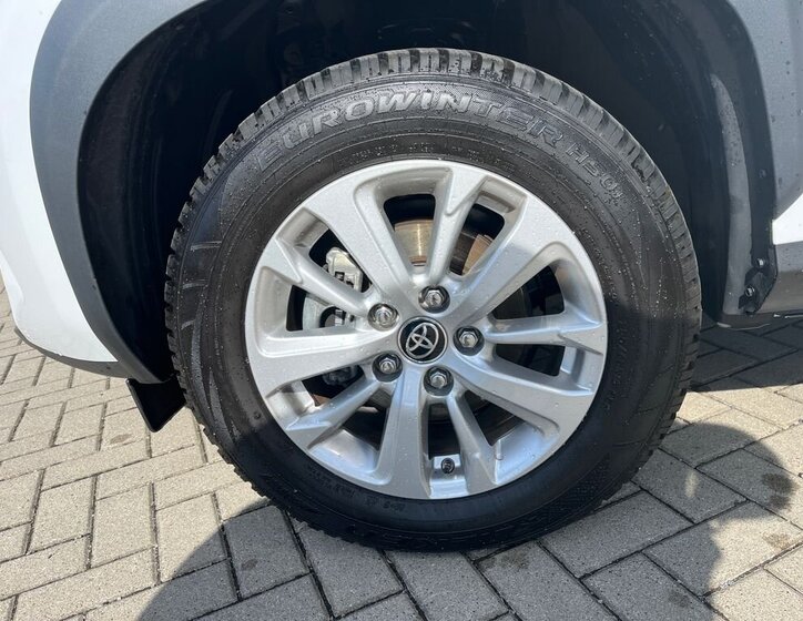 Toyota Yaris Cross SUV / Terénní 1,5 l 68 kw