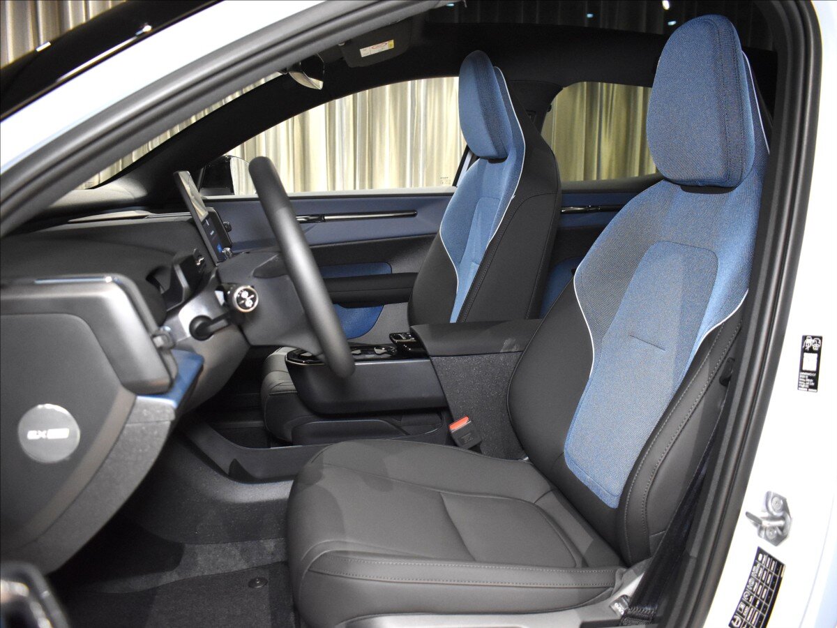 Volvo EX30 SUV 0,0 315 kw