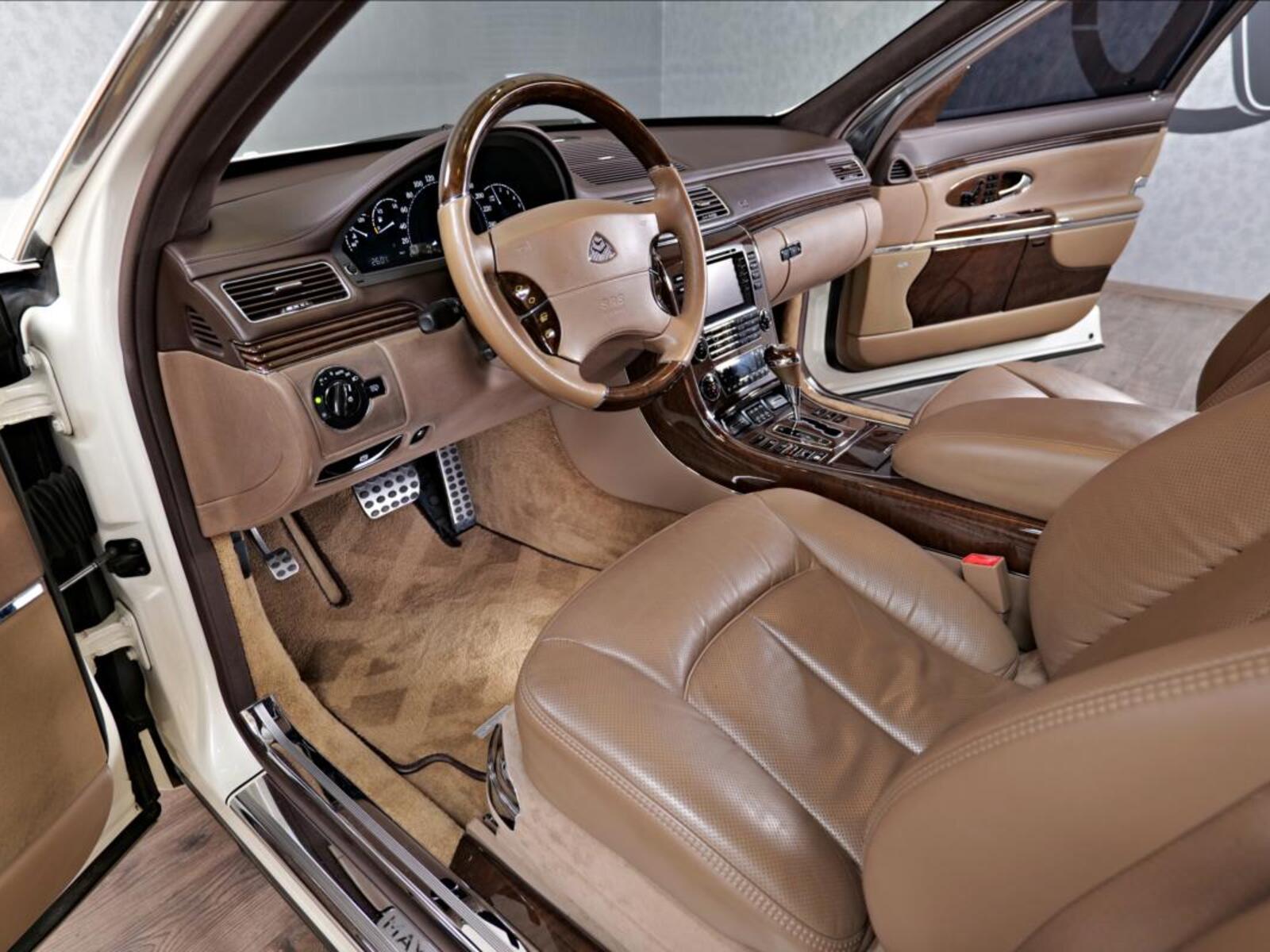 Mercedes-Benz Ostatní 12