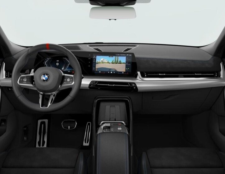 BMW X2 SUV 2,0 l 221 kw