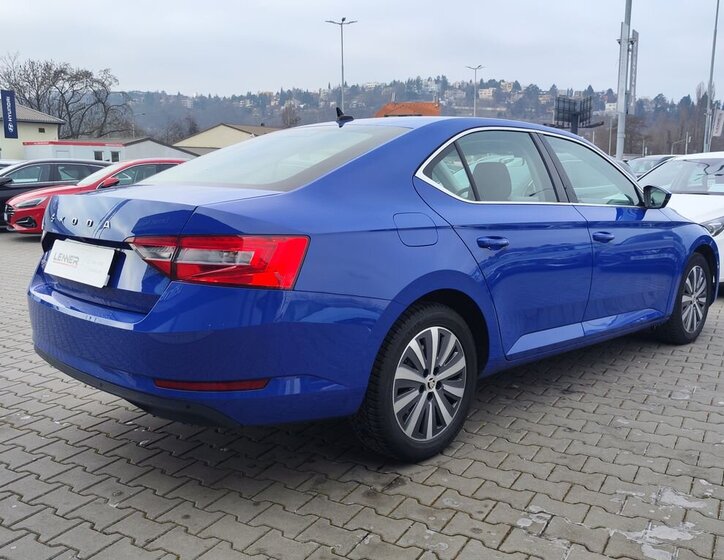 Škoda Superb Liftback 2,0 l 147 kw