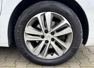 Peugeot Traveller 10