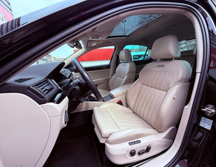 Škoda Superb 18