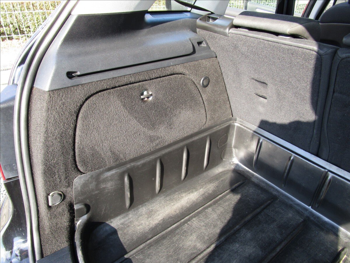 Mercedes-Benz Třídy B Kombi 2,0 l 80 kw