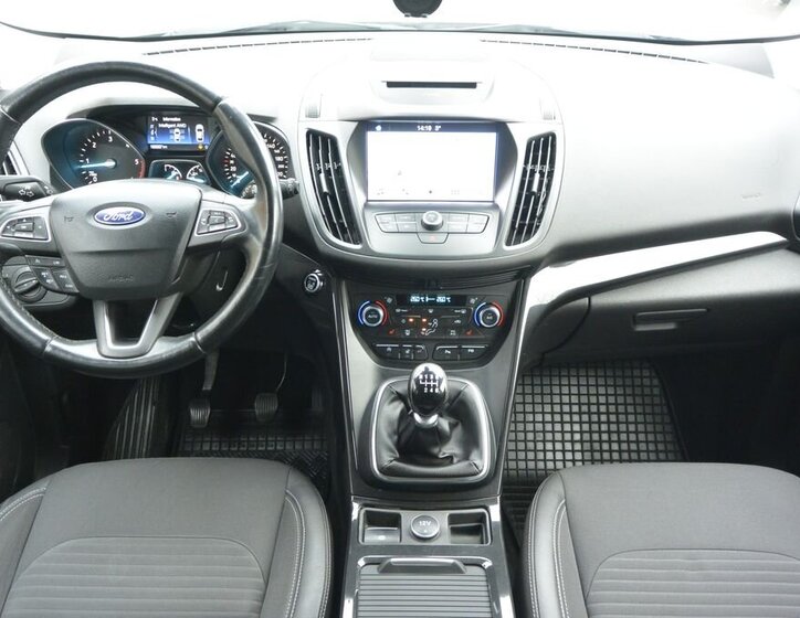 Ford Kuga SUV 2,0 l 110 kw