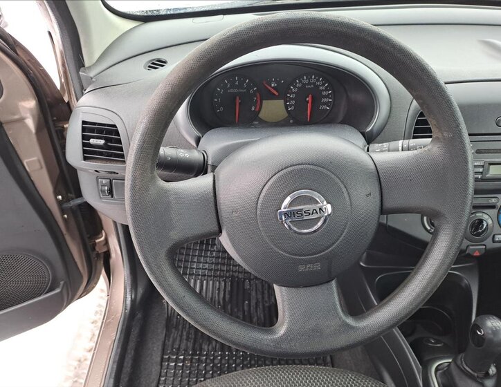 Nissan Micra 11