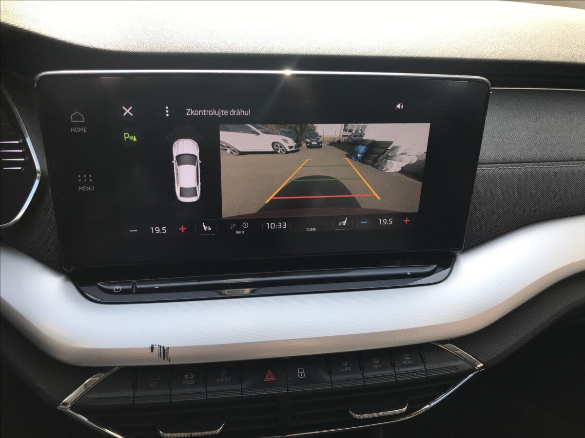 Škoda Octavia Sedan / Limuzína 1,5 l 110 kw