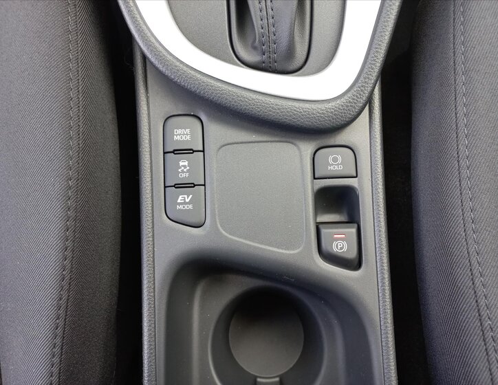 Toyota Yaris Hatchback 1,5 l 68 kw