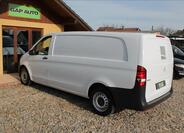 Mercedes-Benz Vito 4