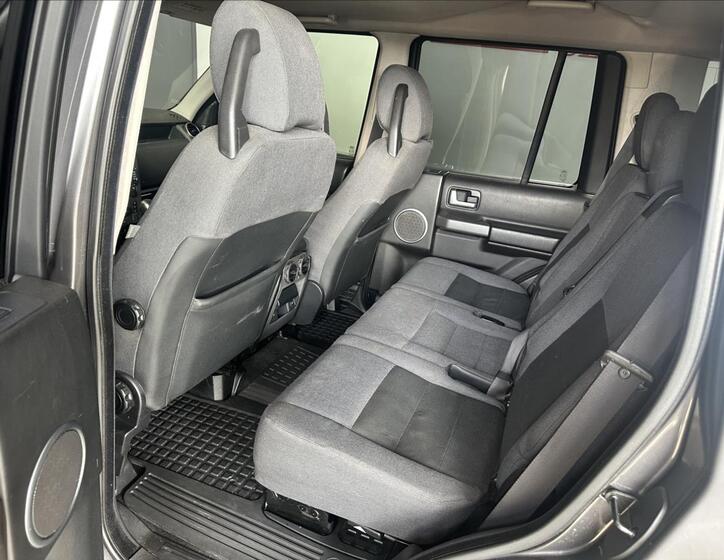 Land Rover Discovery 16