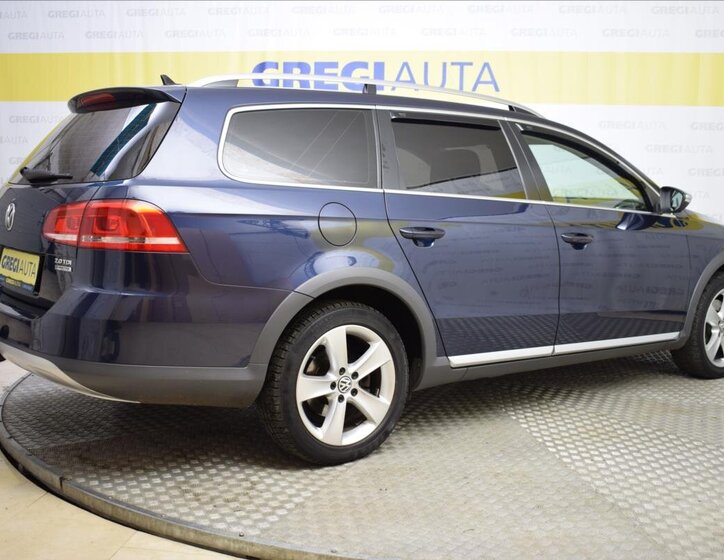 Volkswagen Passat Kombi 2,0 l 103 kw