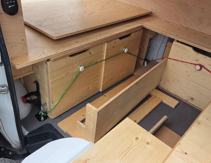 Mercedes-Benz Vito 22