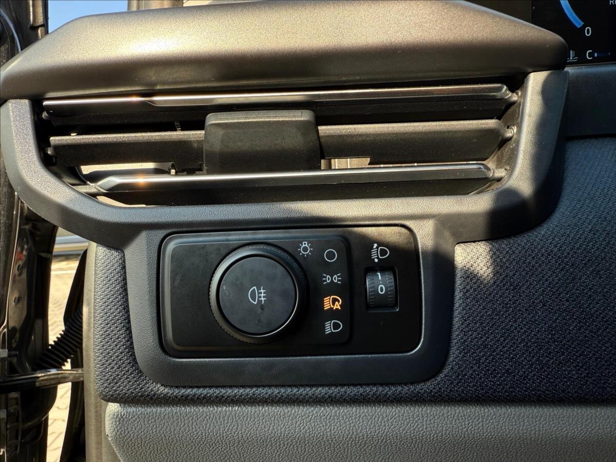 Ford Tourneo Custom Kombi 2,0 l 125 kw