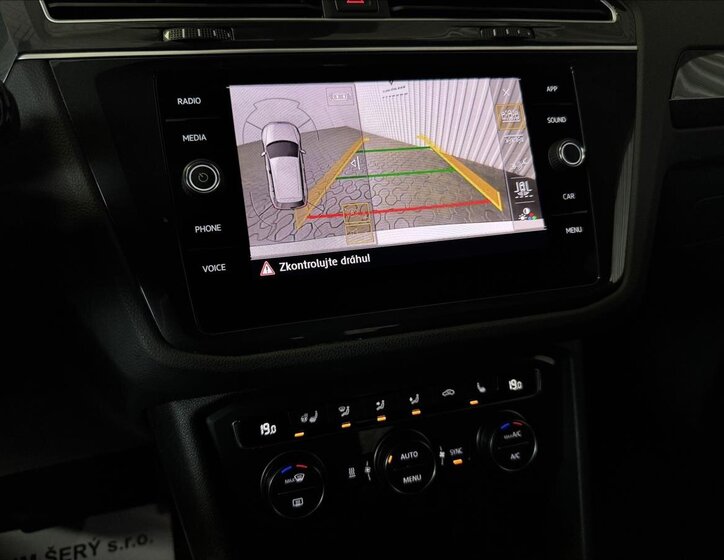 Volkswagen Tiguan 29