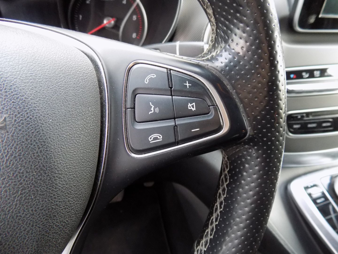 Mercedes-Benz Třídy V Ostatní 2,1 l 140 kw